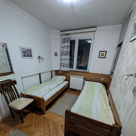 Stan Uzice Appartement Buitenkant foto