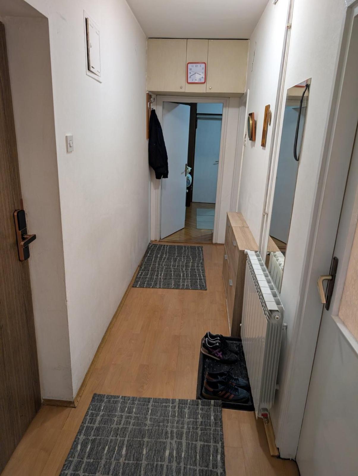 Stan Uzice Appartement Buitenkant foto
